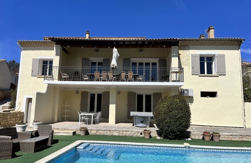 Mormoiron House | Big house 250 m2 Swimming pool Warmed in charming Provençal village