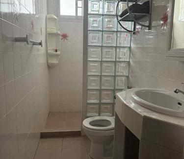 Nong Chaeng Hotel | Big Moose Pattaya