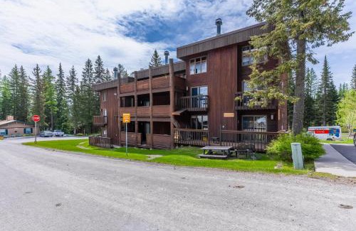 Whitefish Apartment | Big Mountain Getaway with Trail-Slope Access