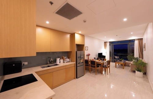Ngu Hanh Son Hotel | BIG SALE | Full equipment apartment | Pool & beach