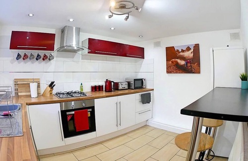 Merthyr Tydfil House | Bike Park Lodge