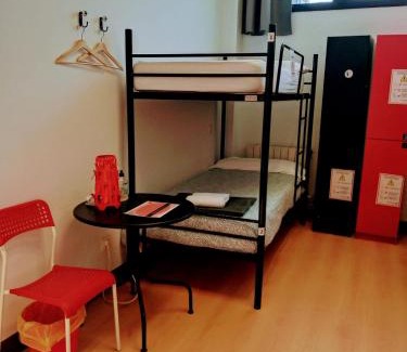Deustuko San Pedro-Erribera Hostel | Bilbao Akelarre Hostel