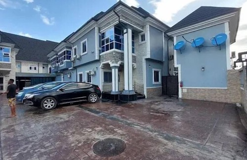 Gwarinpa Estate Apartment | Billies Court
