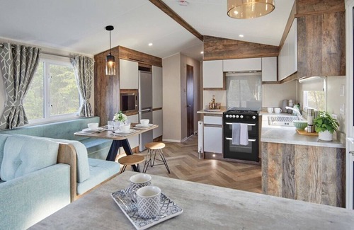 Great Billing House | Billing Aquadrome Gold 3 Bed Caravan KL06