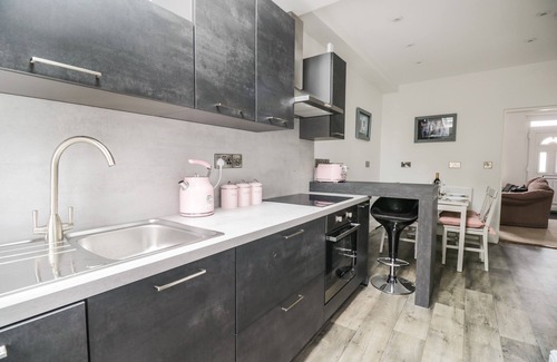 Dearham House | BILLY'S COTTAGE, pet friendly, with a garden in Dearham