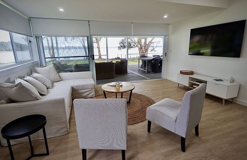 St. Georges Basin House | Billyz Basin by Jervis Bay Breaks