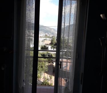 Arma di Taggia Apartment | Bilocale in palazzo quinto piano con ascensore