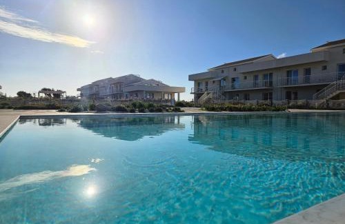 Pachino Apartment | Bilocale in resort con piscine