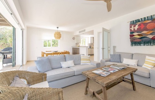 Biniancolla Villa | Biniancolla Ginesta villa with communal pool