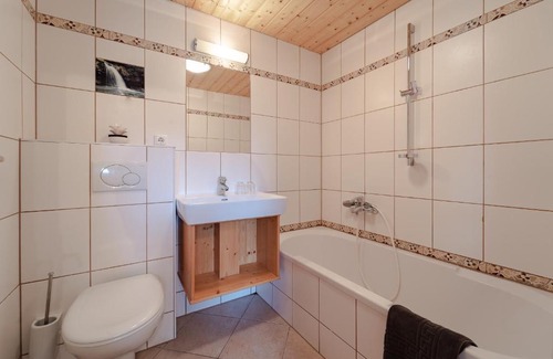 Strobl House | Bio Bauernhof Eggerhof