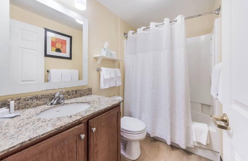 South Bend Hotel | Birch Hill Suites South Bend