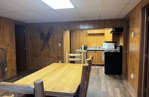 Hayward Resort | Birch Point Resort Black Cherry Suite #9