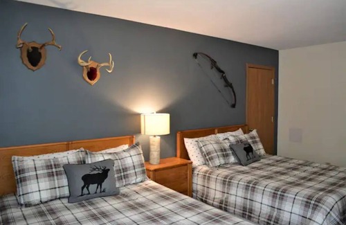 Hayward Resort | Birch Point Resort Condo #15 - Nelson Lake, Hayward