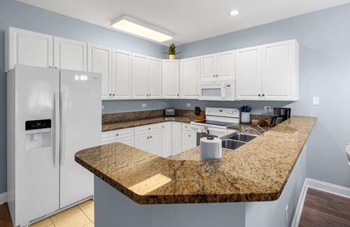 Carolina Forest Condo | Birdie's Balcony - Golf Views & Poolside Stay