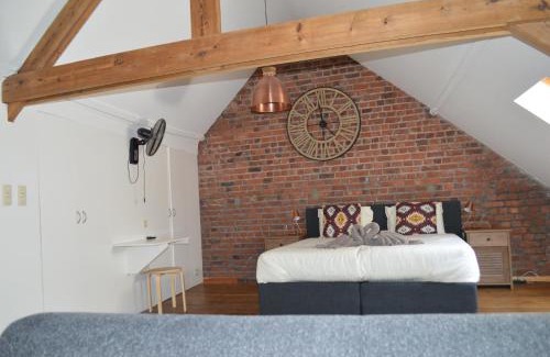 Ypres House | Birdsonghouse