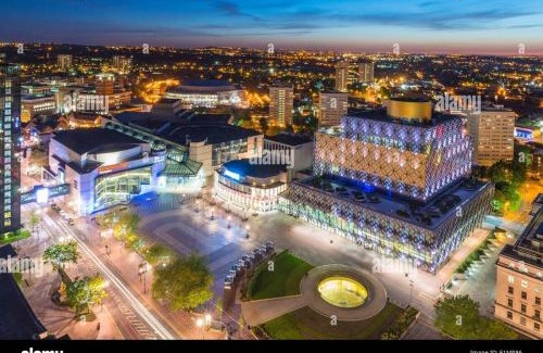 Birmingham Apartment | Birmingham City Haven by Villa Park Free Parking
