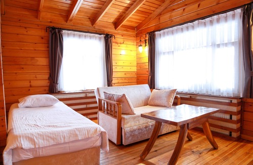 Kumbet Koyu Hotel | Birun Kumbet Dag Evi
