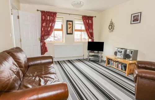 Skinningrove House | Bishop Cottage