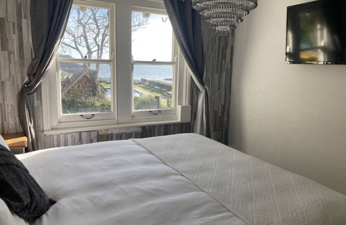 West Lulworth House | Bishops Cottage