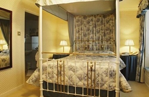 Beaumaris Hotel | Bishopsgate House Hotel