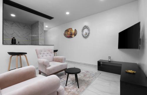 Abuja Hotel | BKT Cribs - Apartments & Suites