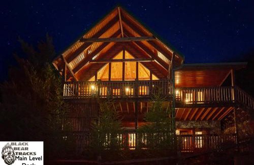 Black Bear Falls House | Black Bear Tracks