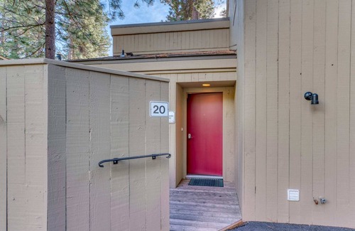 Black Butte Ranch Apartment | Black Butte Ranch Lodge Room 020