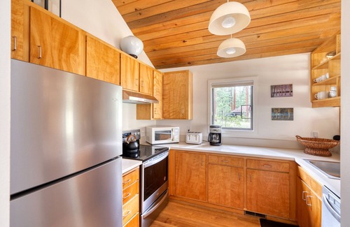 Black Butte Ranch House | Black Butte Ranch Cabin on the 7th Fairway