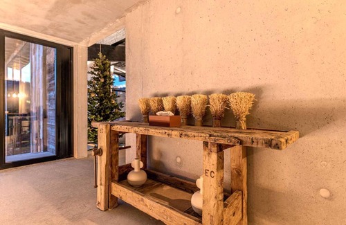 Foncine-le-Haut Ski Chalet | Black Chalet : Hébergement de Luxe Pour 14 Personnes