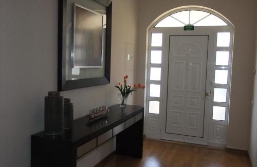 Montenegro House | Black Hill Guest House