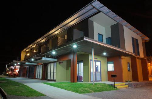 Blackwater Hotel | Black Rock Inn