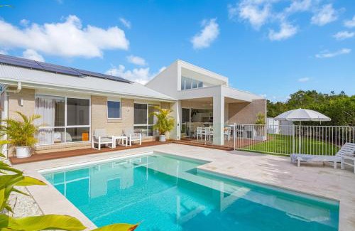Pottsville House | Black Rocks Hideaway - 3BR Beach Home by uHoliday