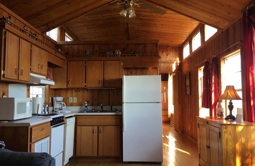 Tilghman Bed & Breakfast | Black Walnut Point Inn