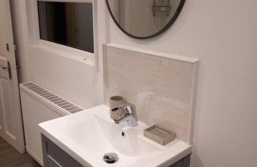 Hulland Ward Apartment | Blackbrook Lodge Cabin