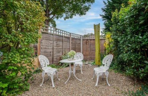 Buxton House | Blacksmiths Cottage - Buxton Norfolk