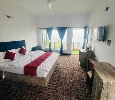 Mukteshwar Bed & Breakfast | BLACKVILLA