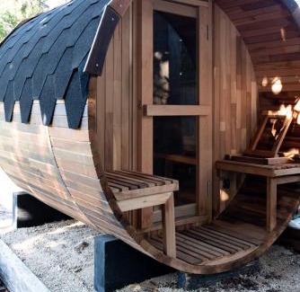 Evandale Apartment | Blackwood Tree Barn Conversion with Parking & Wifi