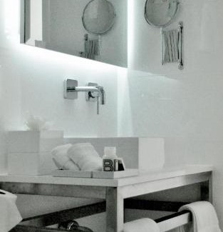 South of Fifth Hotel | Blanc Kara- Adults Only