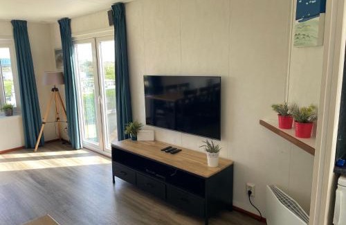 IJmuiden Ski Chalet | Blauwe Zeedistel
