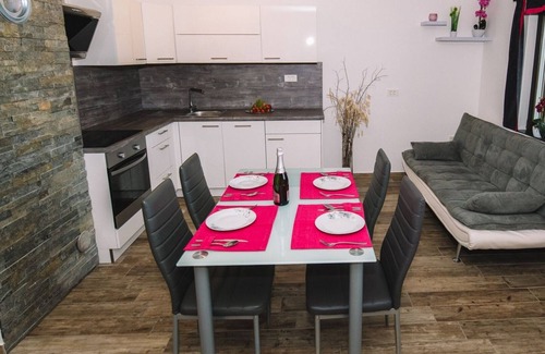 Zasip Apartment | Bled Prestigious and Stylish Apartments - Classic Studio Apartment with Terrace