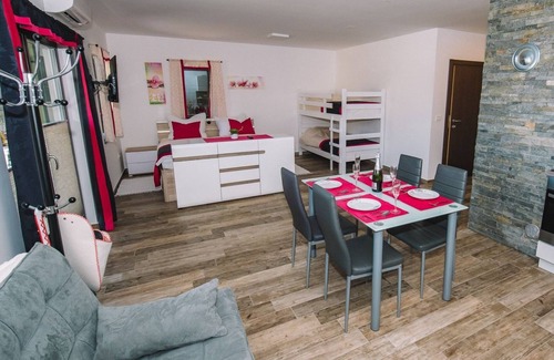Zasip Apartment | Bled Prestigious and Stylish Apartments - Classic Studio Apartment with Terrace