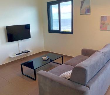 Saint-Leu Apartment | Bleu Horizon