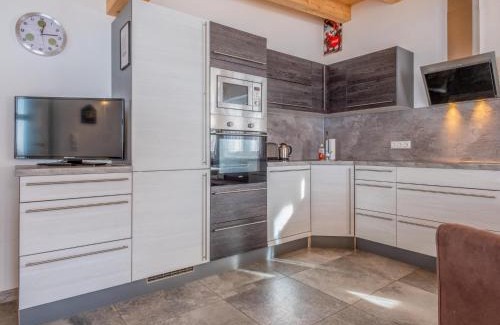 Grundau Apartment | Blick auf den Rettenstein Top 2