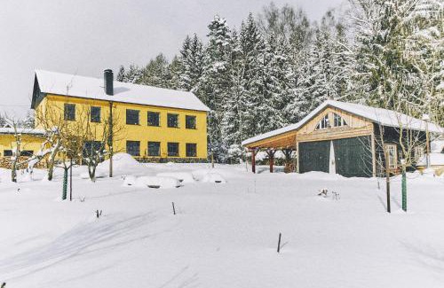 Schoeneck Apartment | Blickinsfreie