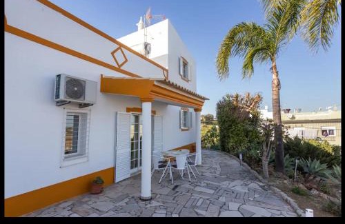 Faro House | BLife Moustachya private rooms