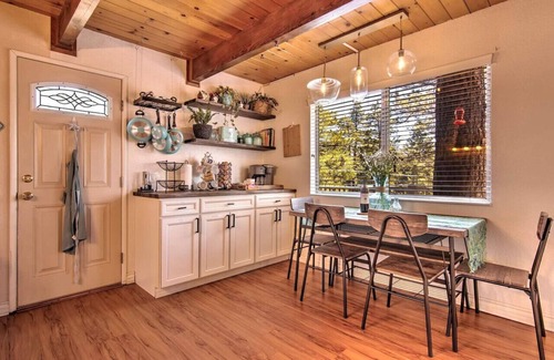 Pine Cove Cabin | Blissfully Wild - with Hot Tub & pets are welcome