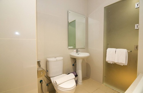 Batam Hotel | Blitz Hotel Batam Centre
