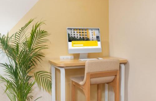 Hyderabad Hotel | Bloom Hotel - DLF Road Gachibowli