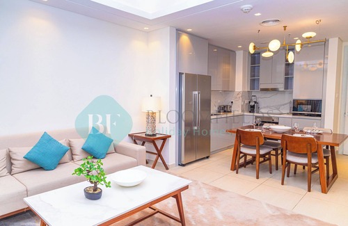 Sharm Apartment | Bloomfields 2BR Plus Maid Address Beach