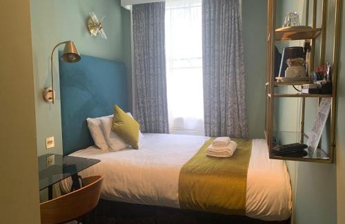 Fitzrovia Hotel | Bloomsbury Palace Hotel